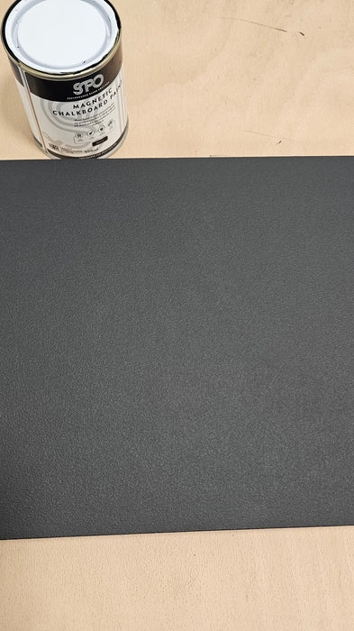 SPO Magnetic ChalkBoard Paint Close Up Dry finish